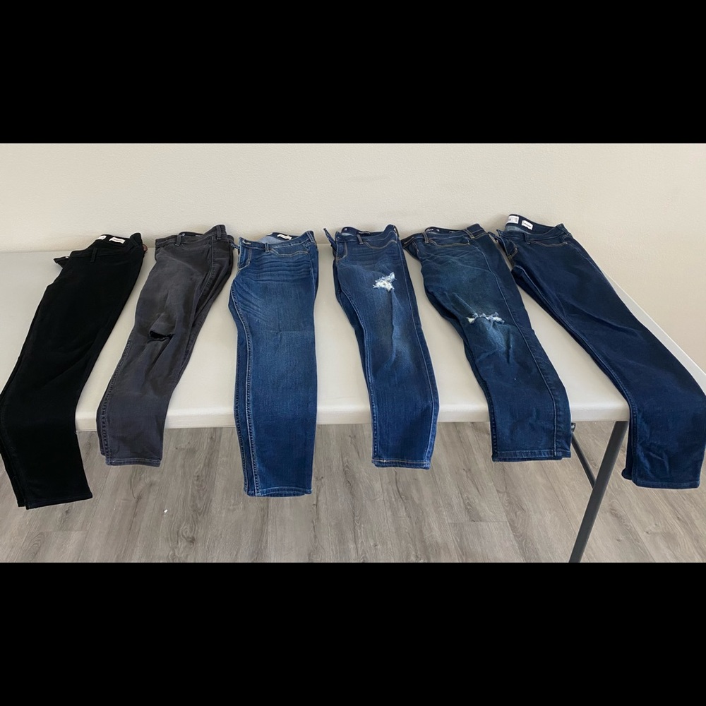 Hollister Jeans